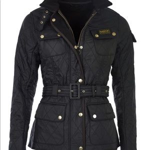 B.INTL INTERNATIONAL POLARQUILT JACKET (Barbour)